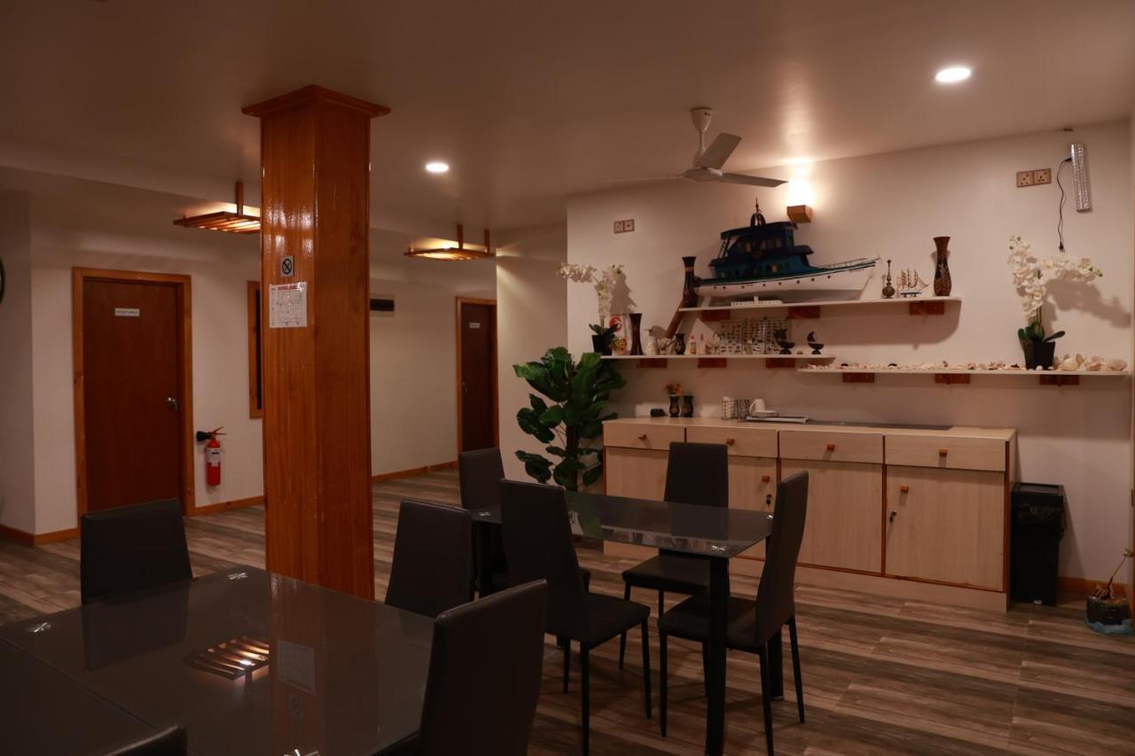 Cowry Inn Đảo Đảo Fulidhoo Ngoại thất bức ảnh